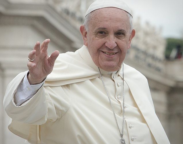 Il Papa parla ai sordi